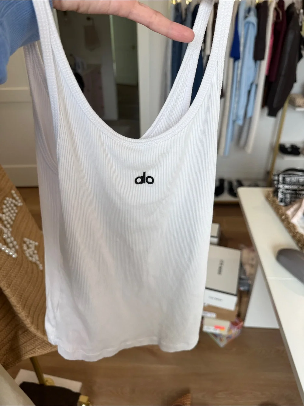 ALO Yoga White Ribbed prosper Tank